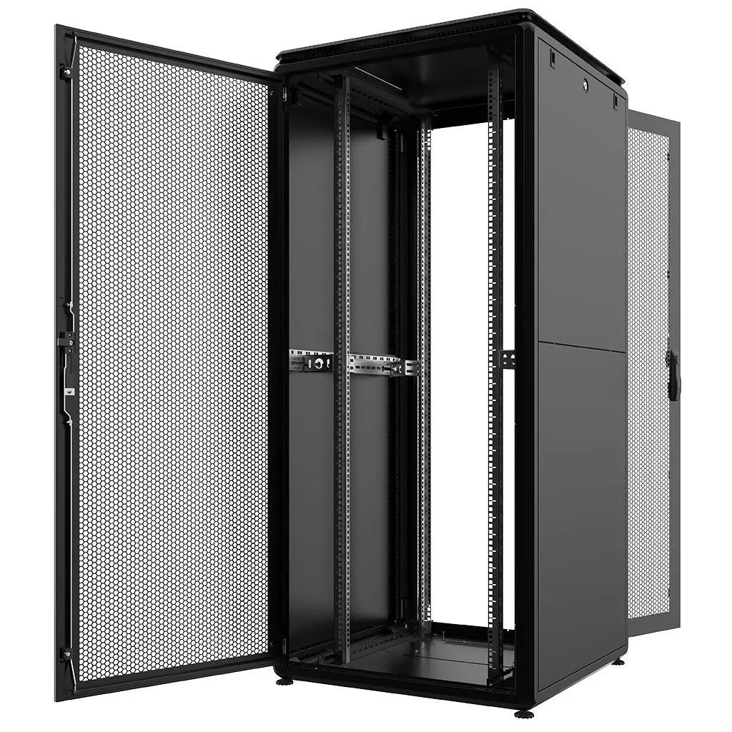 Rockstable PL 19" 42HE 800x800 - offener Standschrank mit perforierten Türen und ausziehbaren Einbauten.
