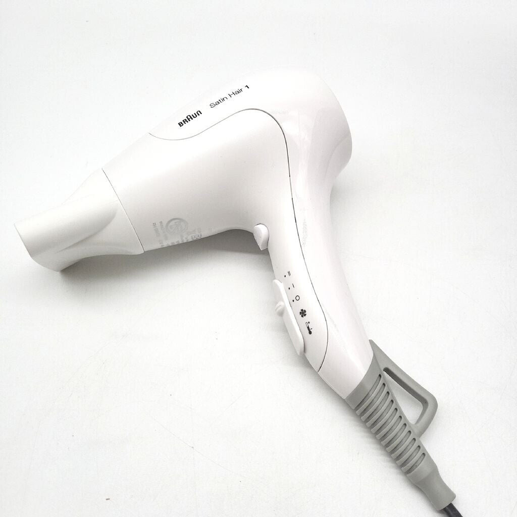 Braun HD180 - Weiß - Einfarbig - Hängeschlaufe - Tasten - Schieber - 1800 W - 1 Stück(e)