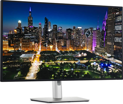 Dell UltraSharp U3225QE 32" LED-Monitor Brand new replacement unit displaying a vibrant Chicago skyline at night.