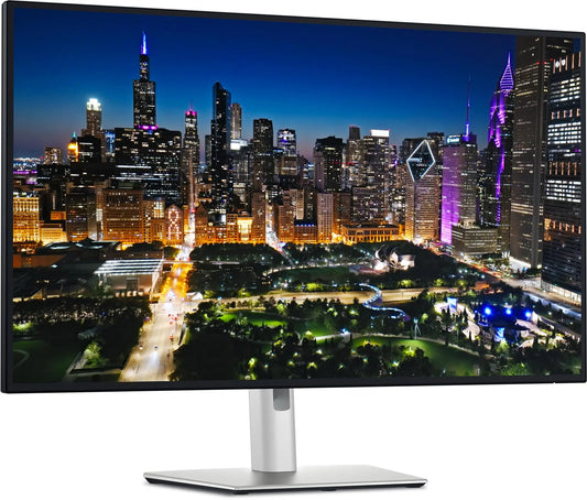 Dell UltraSharp U3225QE 32" LED-Monitor Brand new replacement unit displaying a vibrant Chicago skyline at night.