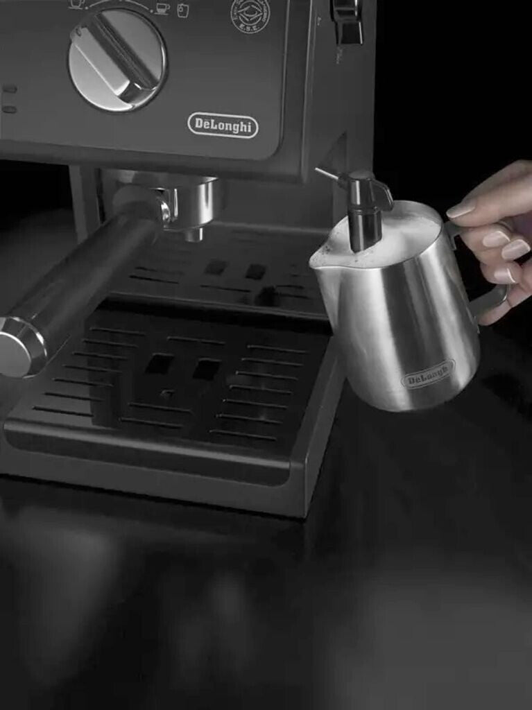 De'Longhi ECP 31.21 – Espresso Siebträgermaschine, Espressomaschine mit AluminiumFinish, inkl. manueller Milchschaumdüse, mit Heißwasserfunktion, für ESE Pads geeignet, 1,1 l Wassertank, schwarz