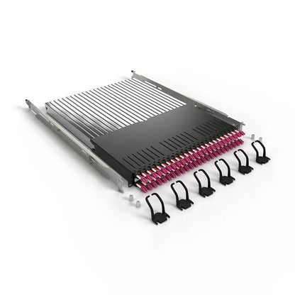 patchbox.one / 30RU / OM4 / LC-LC: Netzwerkkomponenten mit Glasfasermanagement für optimale Installation und Wartung.