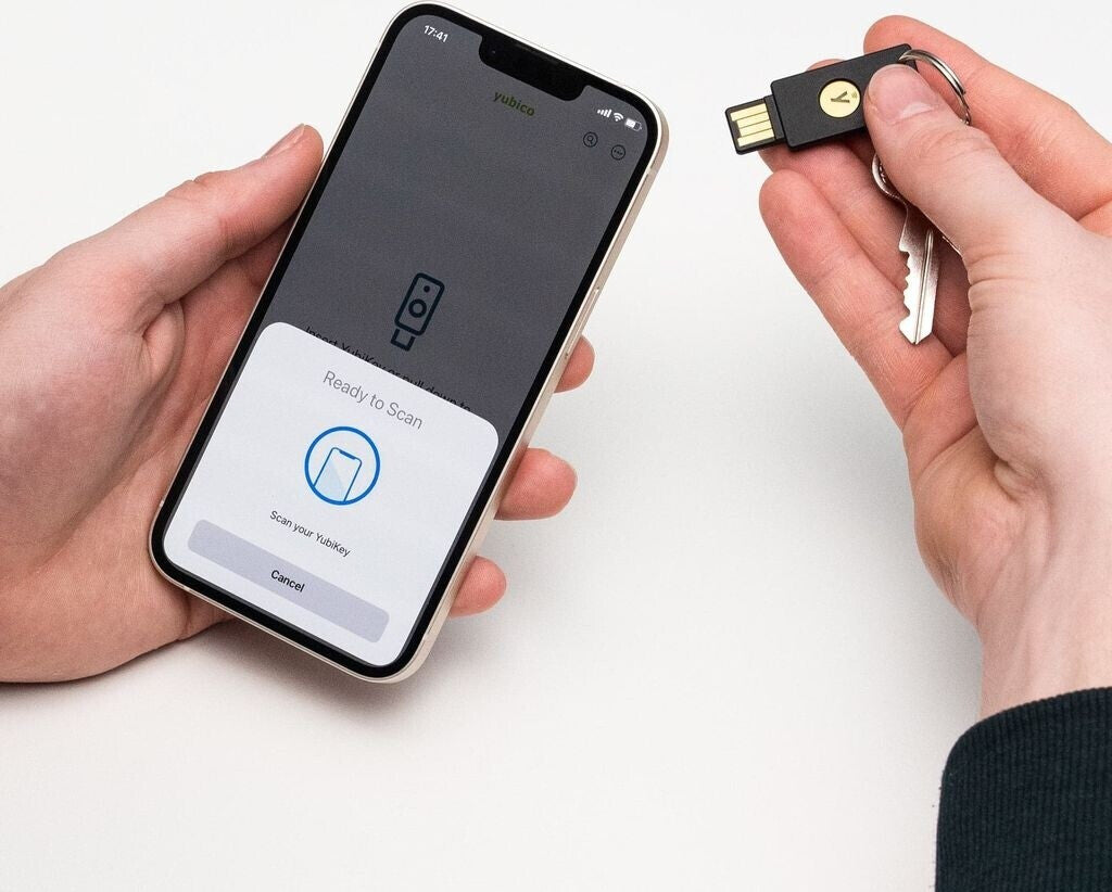 YUBICO NFC - USB-Sicherheitsschlüssel